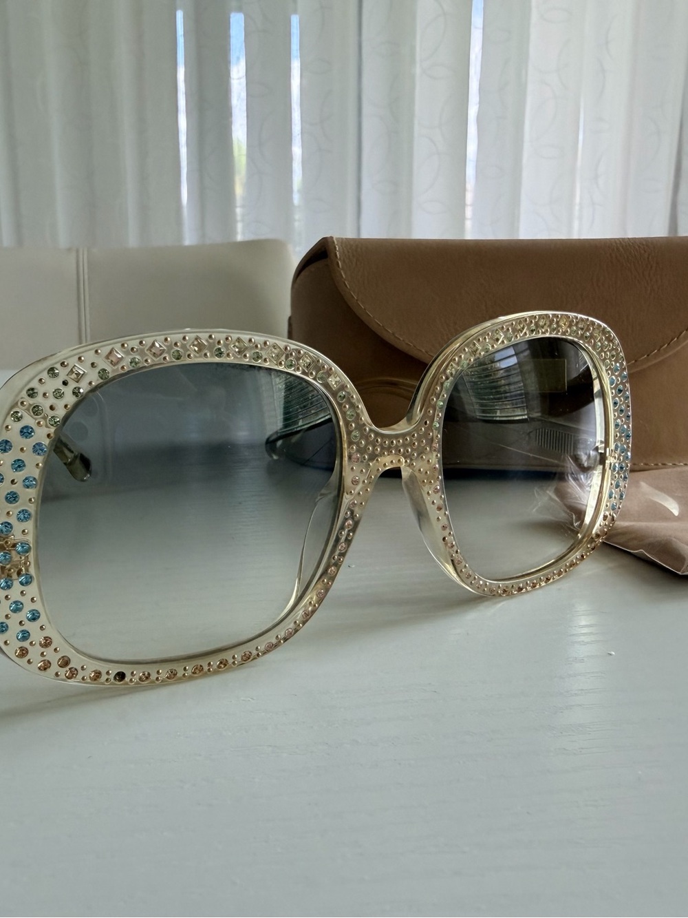 Crystal-Embellished Oversized Women’s Sunglasses - Cream